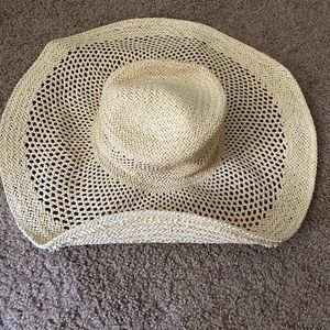 H&M hat like new